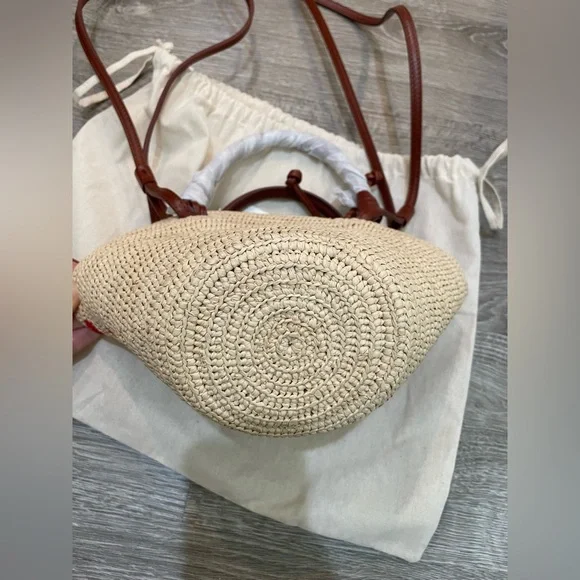 Sézane Justine Mini Basket Bag in Raffia Heart Embroidery NWT - Picture 10 of 11